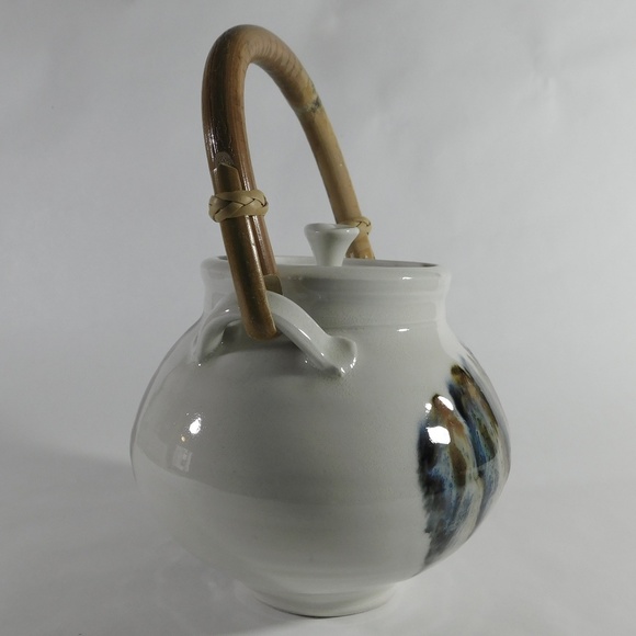 Studio Pottery Bamboo Handle RaKu Stoneware Teapot Signed - Picture 10 of 11